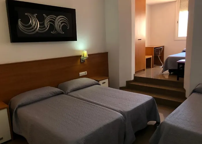 Hostal Drassanes